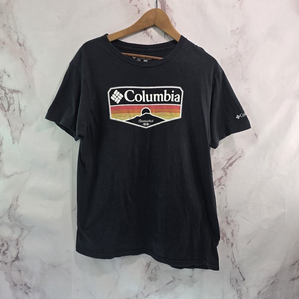 Columbia T Shirt Mens Medium Black Orange Tee Crew Neck Short Sleeve Sunset Logo